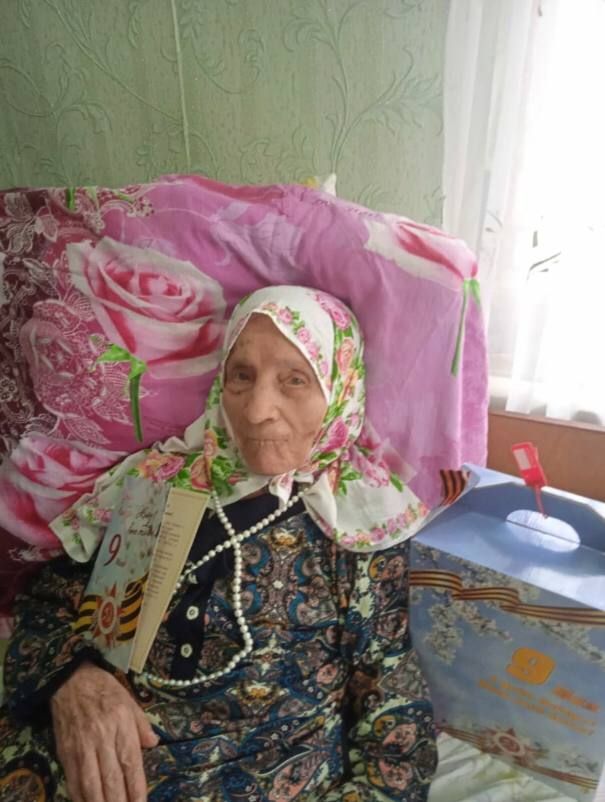 В День Победы жительница села Нурлаты Зеленодольского района Зарипова Сэлимэ Зариповна отметила 102 года