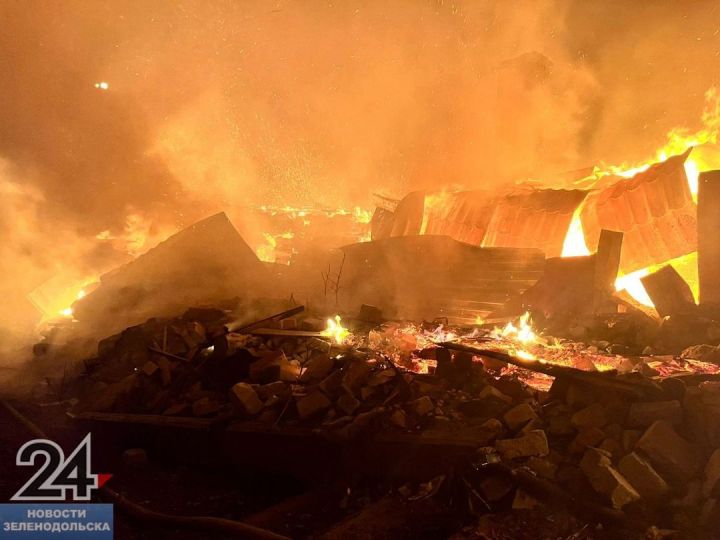 За неделю в Зеленодольском районе сгорели две бани и дом