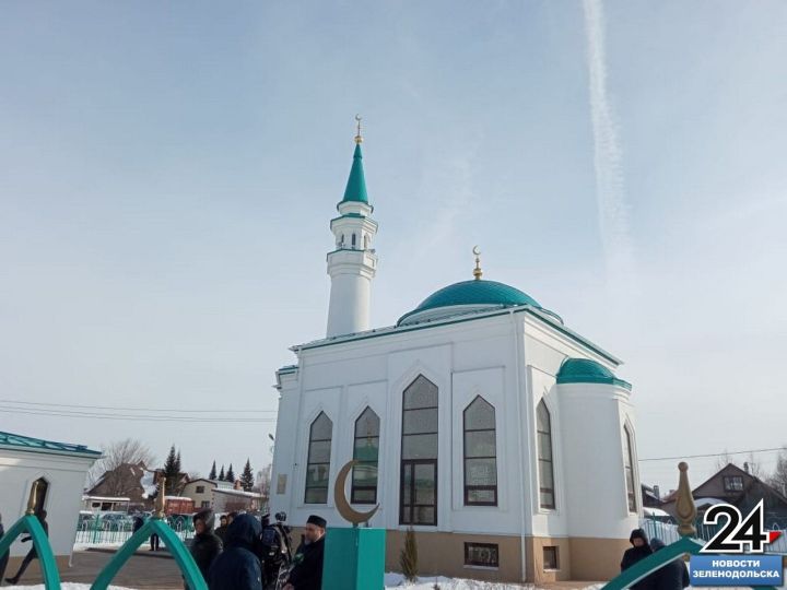 В селе Новая Тура Зеленодольского района с участием Рустама Минниханова открыли новую мечеть