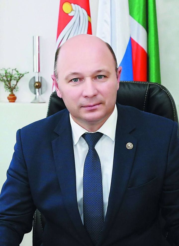 Главу Тукаевского района РТ задержали по обвинению в получении взятки