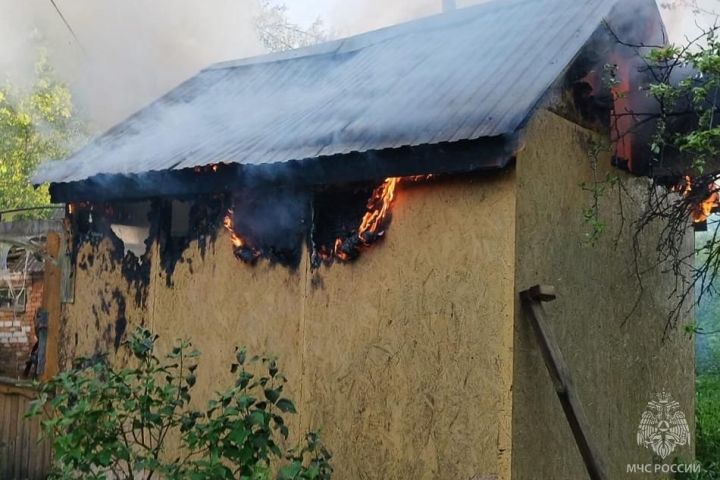 В Зеленодольском районе увеличивается количество пожаров из-за печей