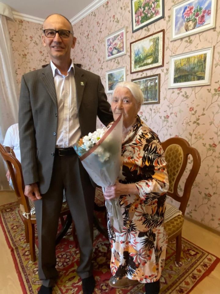 Жительнице Зеленодольска исполнилось 90 лет