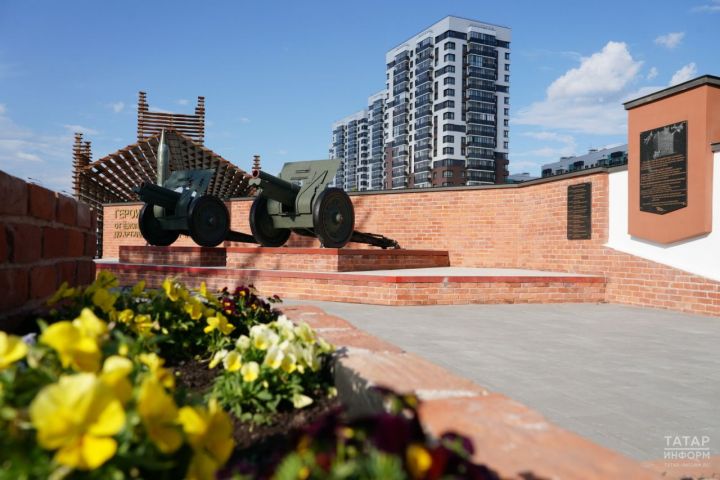 Артиллерийские орудия, стоявшие на Казанской улице Ершова, возвращены