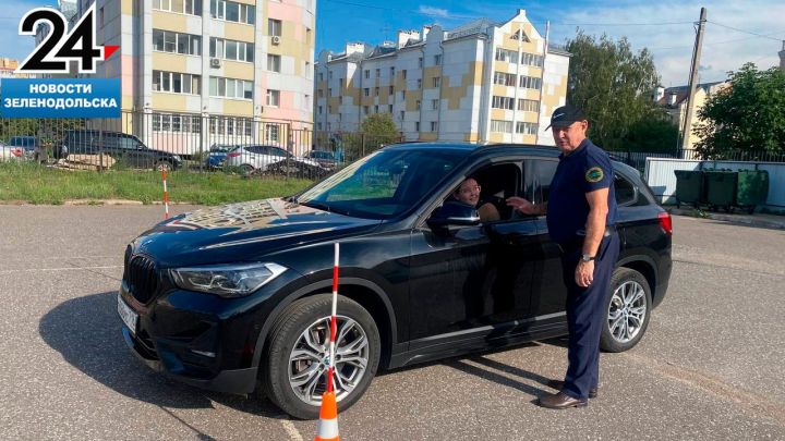 В Зеленодольске прошел конкурс водительского мастерства среди женщин