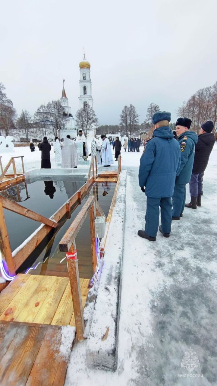 Ожидается, что в Зеленодольском районе в крещенские купели окунутся 10 тысяч человек