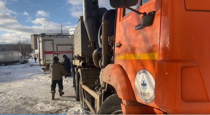 Сотрудники Водоканала проводят эксперимент в проблемном доме в Зеленодольске