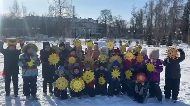 В парке «Авангард» стартовали игровые масленичные программы «Ясно солнышко»