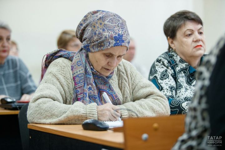 В Татарстане по республиканской программе число вовлеченных в активности пожилых предстоит увеличить до 44 процентов