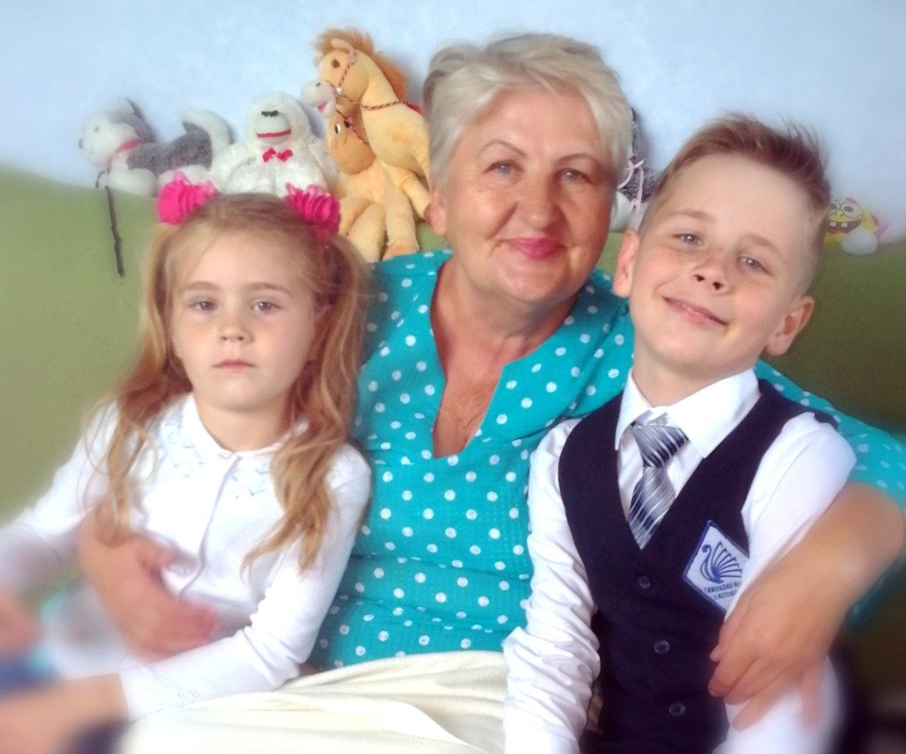 Видео про внучка. Стоянов с внуками. Прически для дедушек и бабушек. Мальчик внучка.