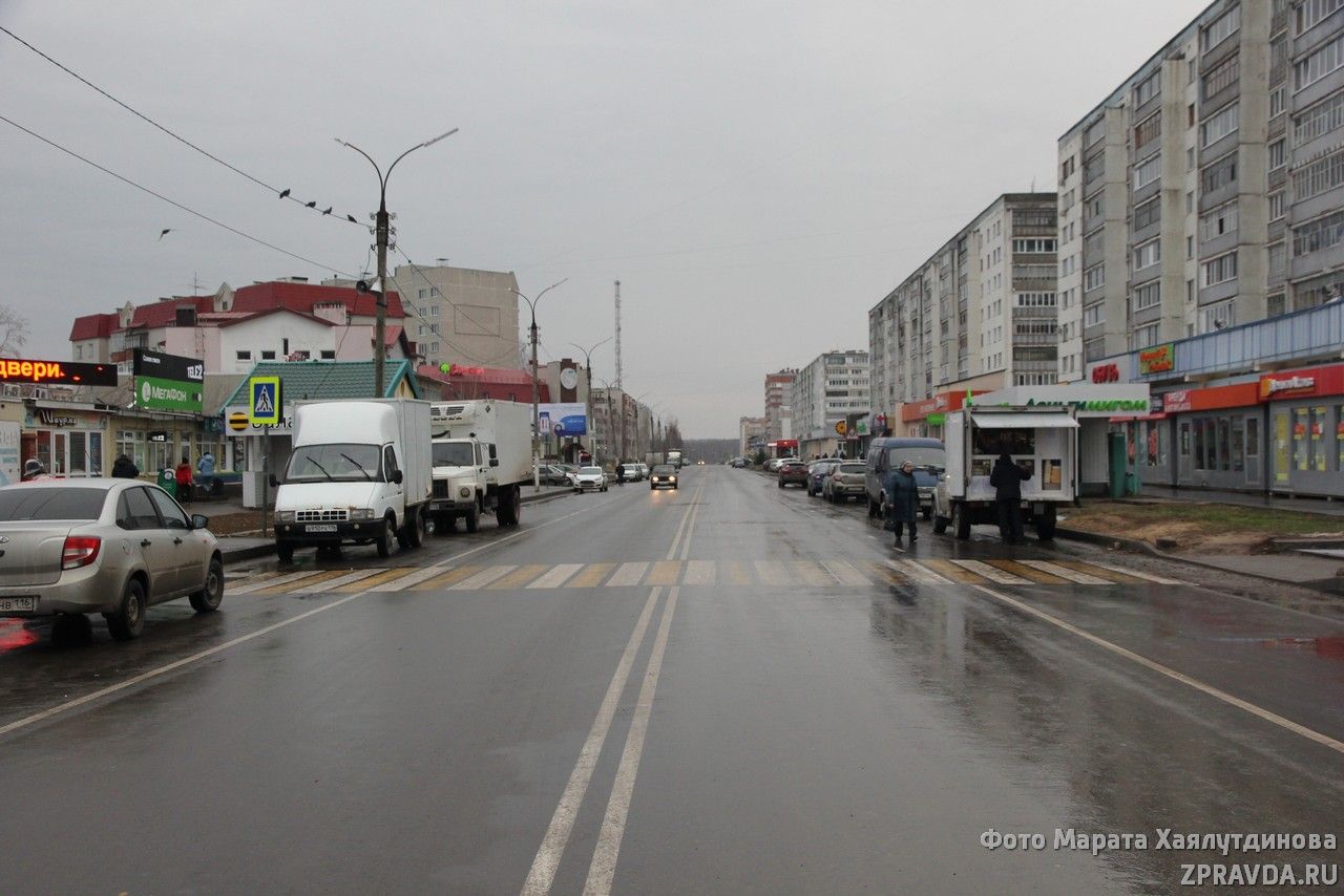 Погода в зеленодольске. Мирный вокзал Зеленодольск. Микрорайон Мирный города Зеленодольск. Мирный около Зеленодольска. Ночной микрорайон Мирный Зеленодольск.