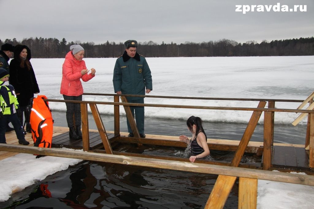 Безопасность праздника Крещение в Зеленодольском районе обеспечивают  106 сотрудников МЧС