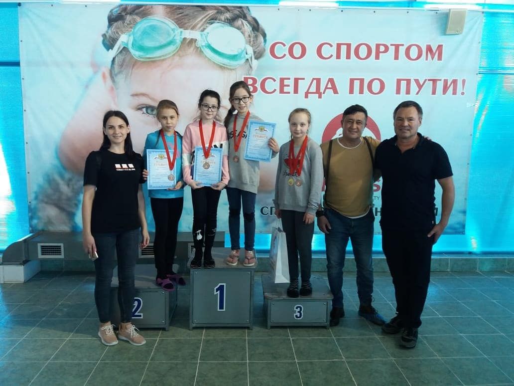 Зеленодольская пловчиха заняла первое место на межрегиональном турнире