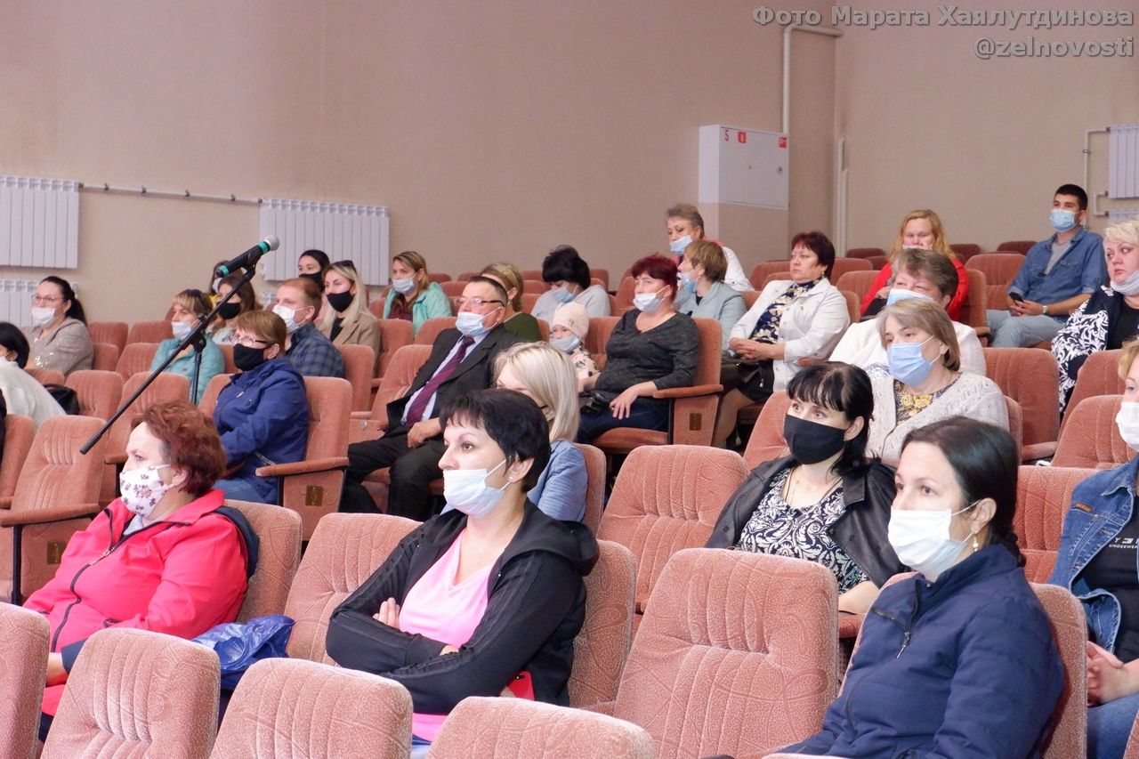 Министр здравоохранения РТ Марат Садыков встретился с медработниками Зеленодольского района