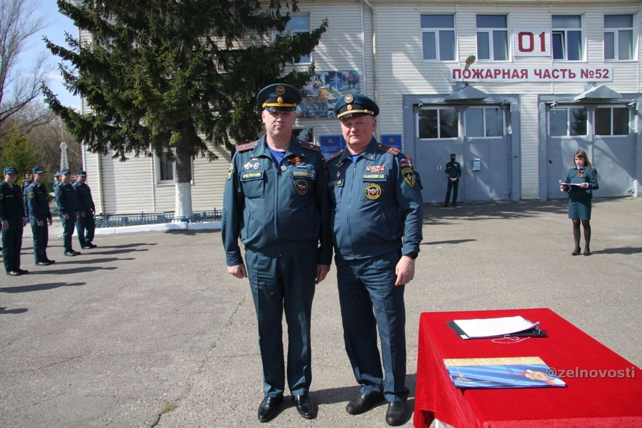 Торжественное построение и принятие присяги провели в Зеленодольске в День пожарной охраны