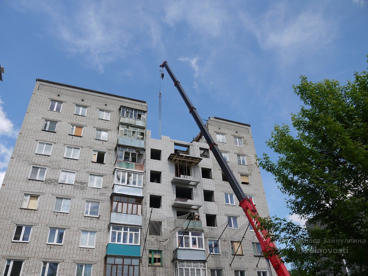 Восстановление дома. Зеленодольск взрыв газа в жилом доме Ленина 39а. Фото дома с улицы. Улица Ленина Зеленодольск. Взрыв газа в доме.