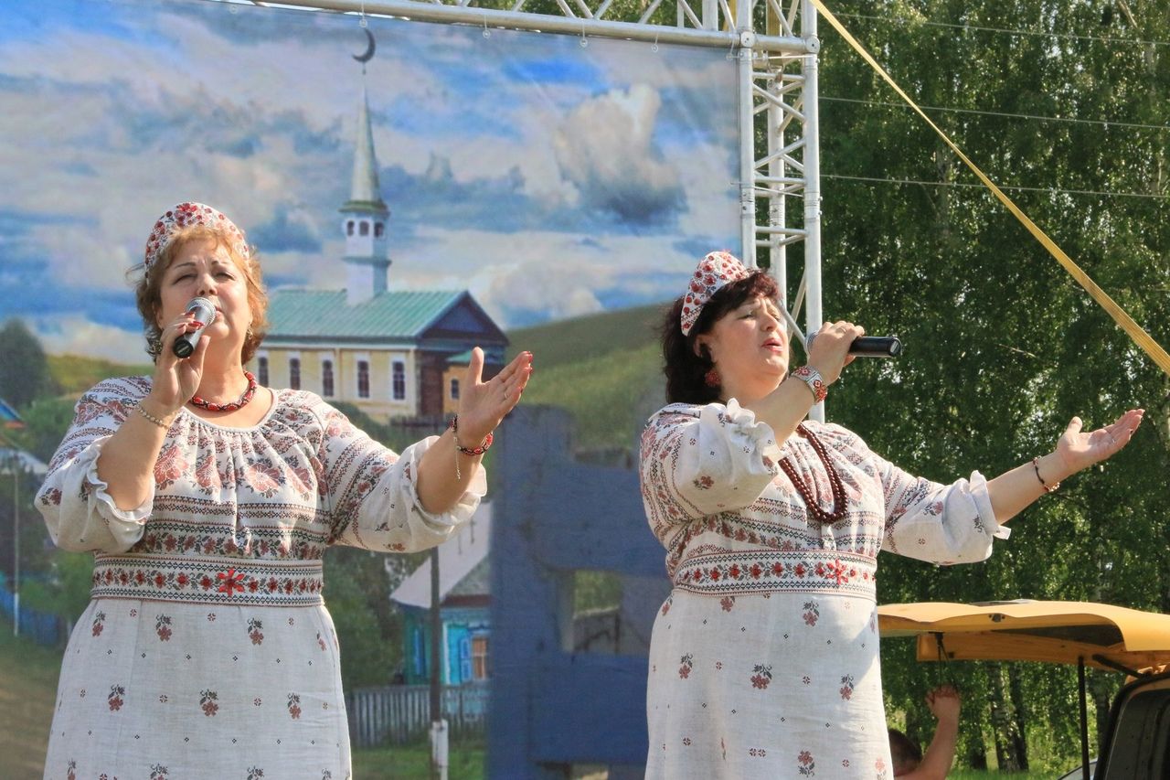 В селе Большие Кургузи собрались сотни участников и зрителей фольклорного праздника «Кушкапка уеннары-2021»