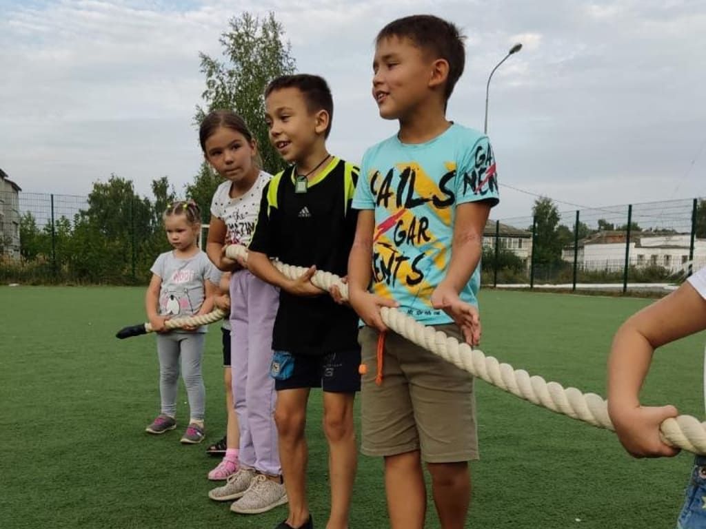 В посёлке Васильево прошел большой семейный праздник "Весёлые старты"