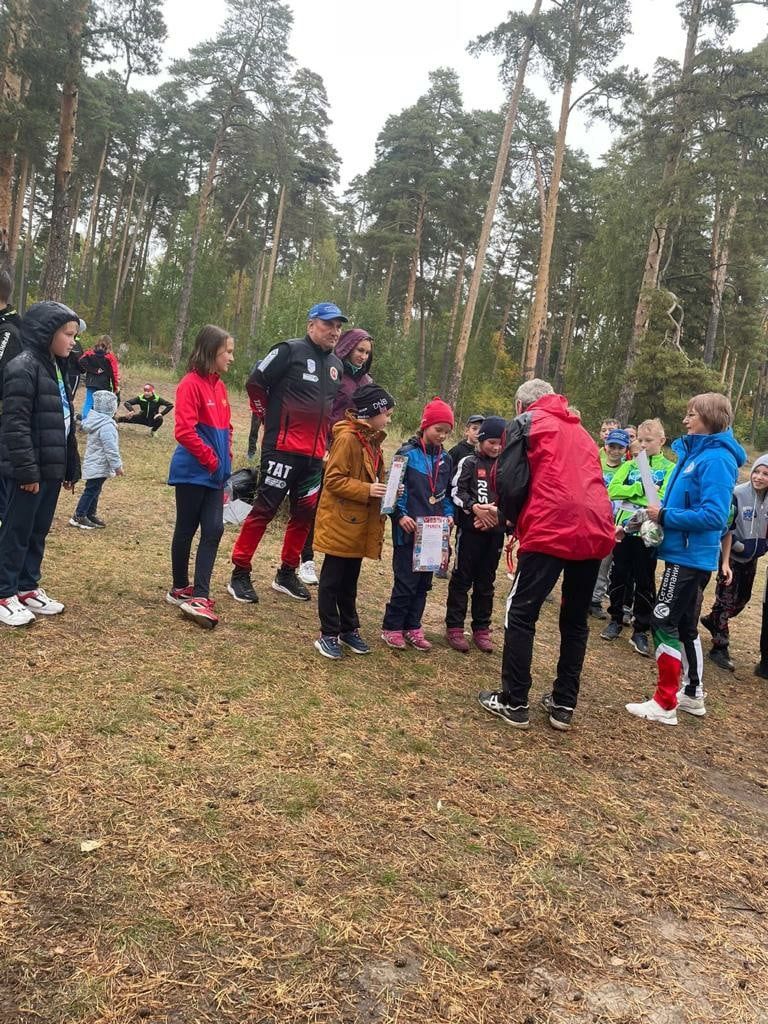 В поселке Васильево состоялись соревнования по легкоатлетическому кроссу среди лыжников и биатлонистов спортшколы №2