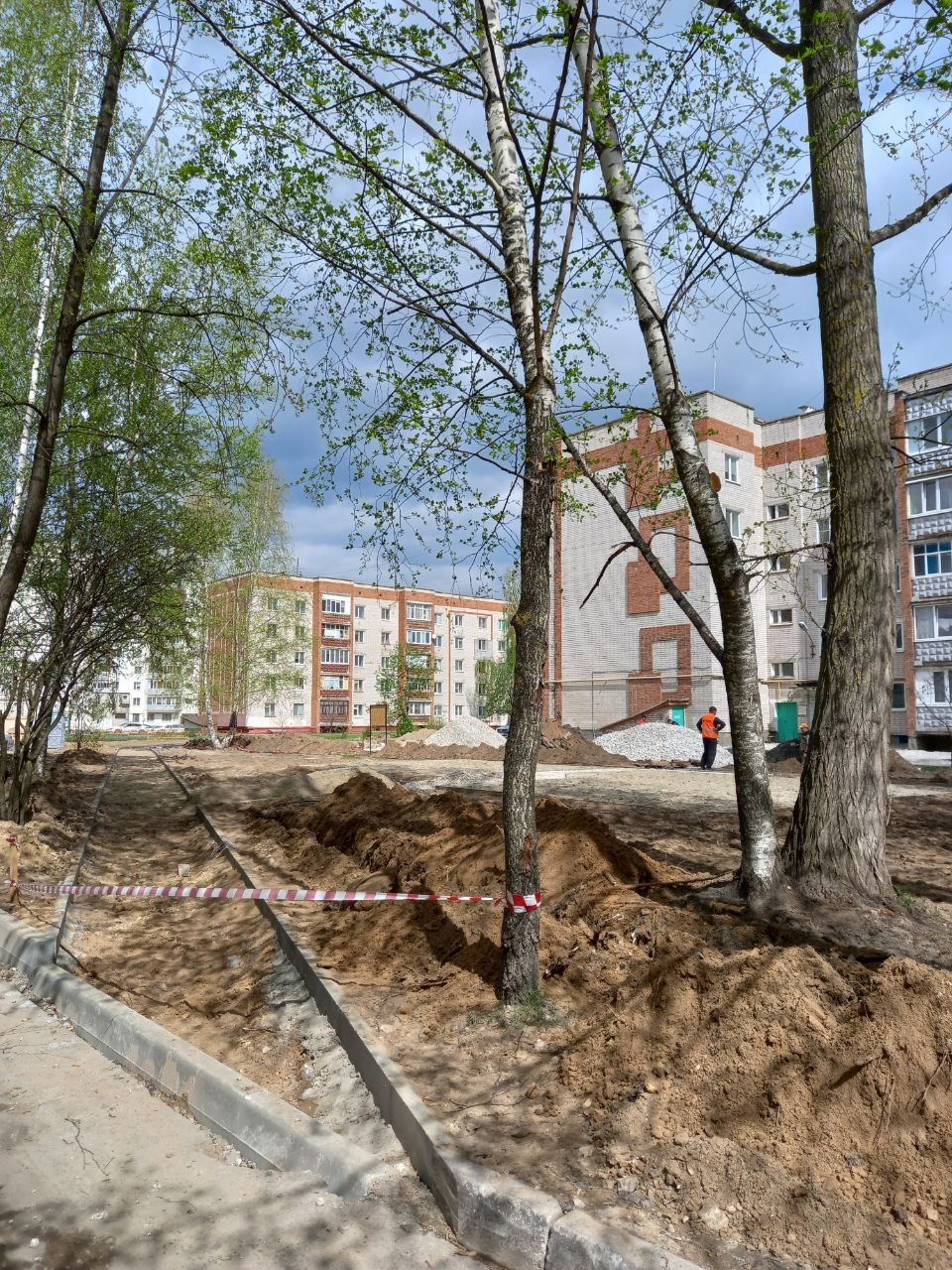 В Зеленодольском районе стартовали работы в рамках республиканской программы «Наш двор»