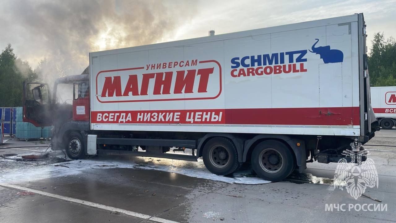 В Зеленодольске утром сгорела кабина грузового автомобиля