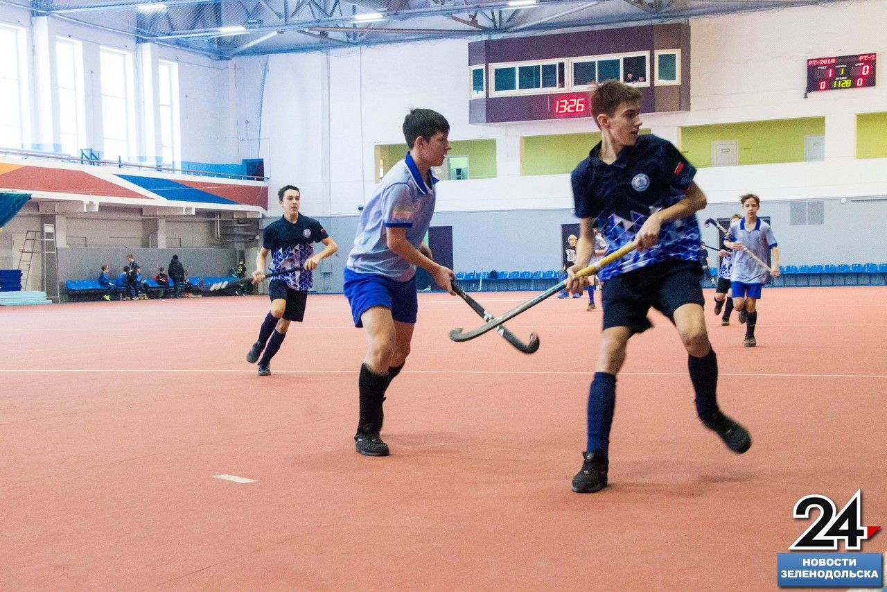 СК «Маяк». Всероссийский турнир по хоккею на траве среди юношей