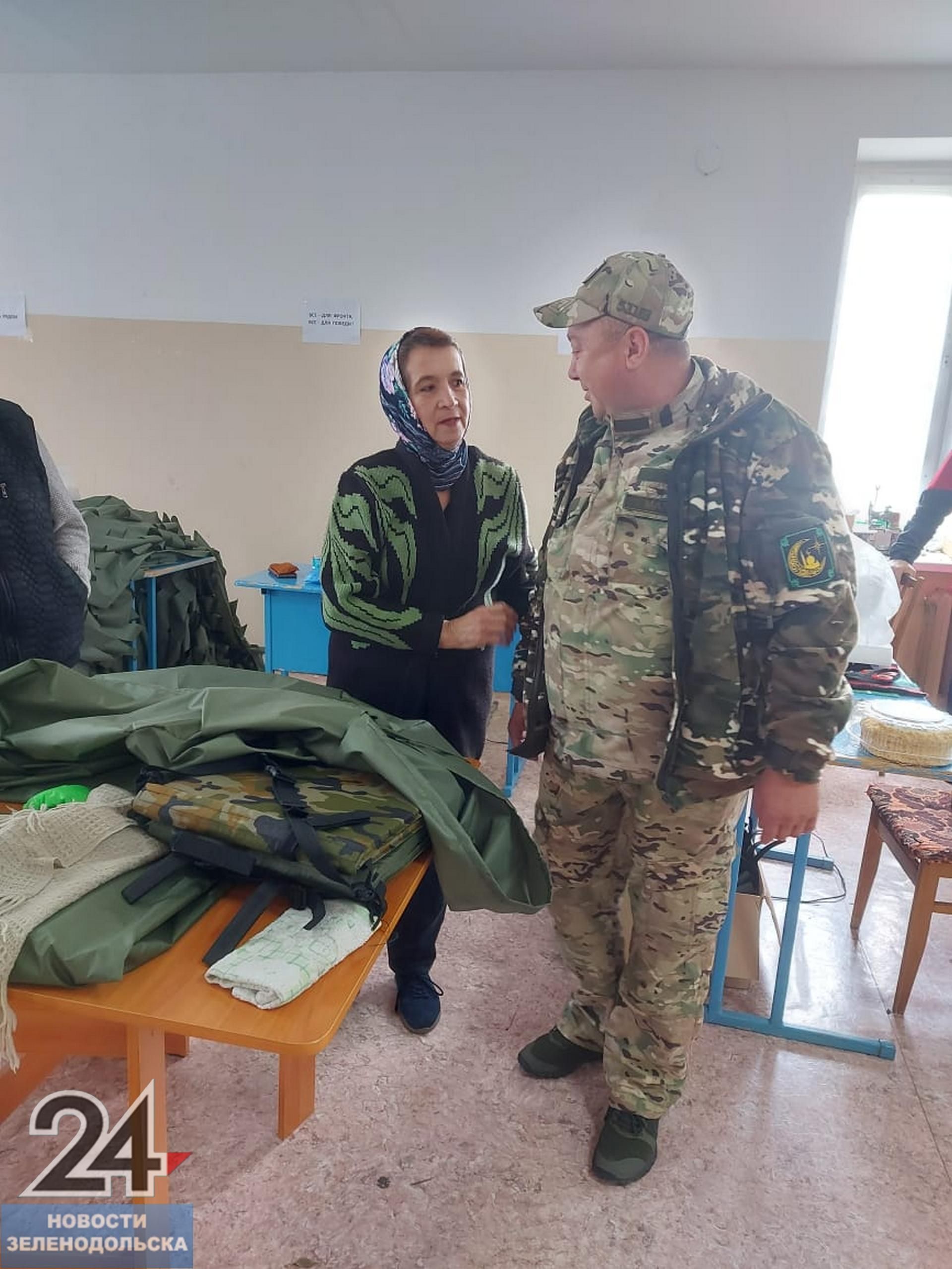 «Время выбрало нас»: нурлатские волонтеры помогают фронту, вдохновленные визитом земляка