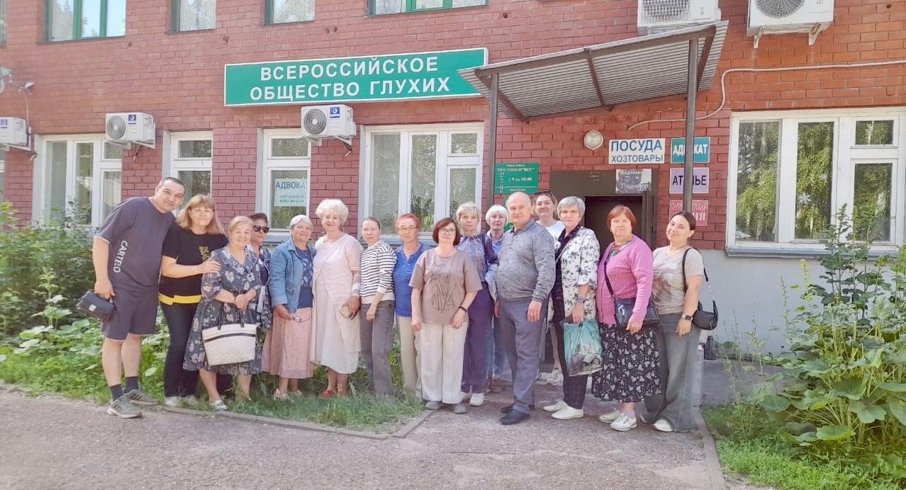 Зеленодольское отделение Всероссийского общества глухих приняли участие в открытом турнире по мини-футболу