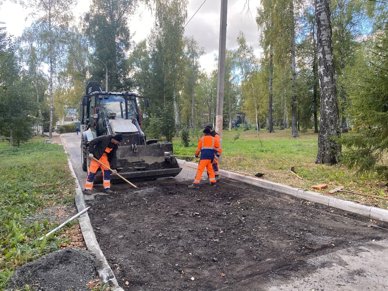 В Зеленодольском больничном городке начался ремонт дорог