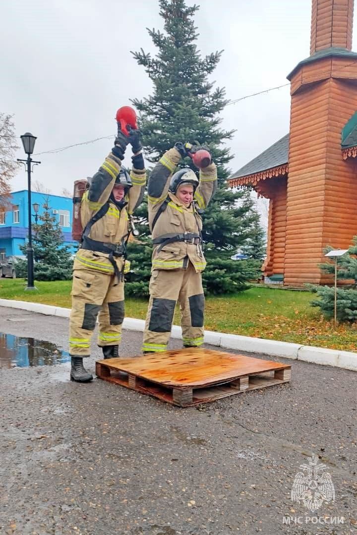 Соревнования по пожарному многоборью провели в Зеленодольском пожарно-спасательном гарнизоне