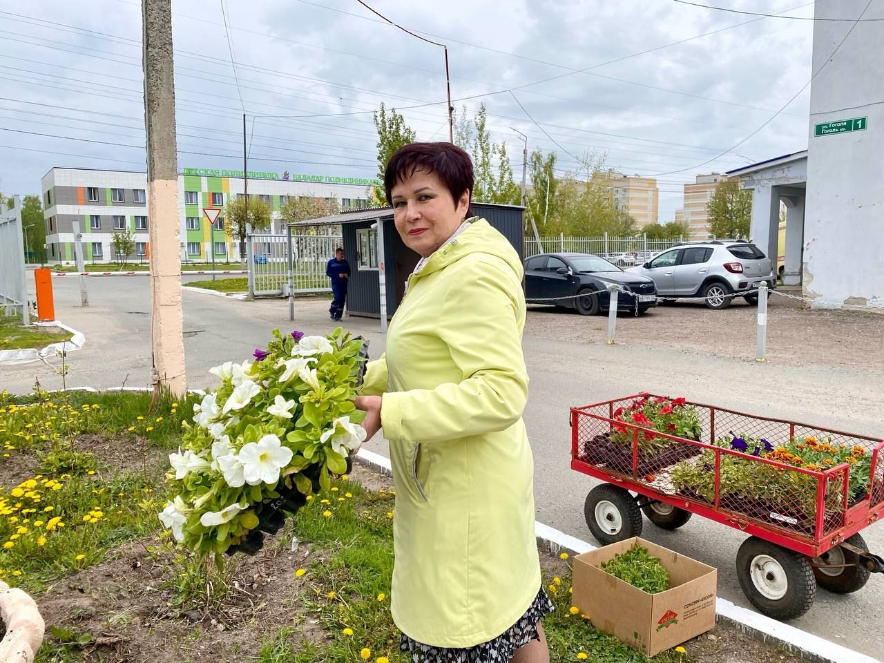 В Зеленодольской ЦРБ Галину Карантаеву называют нашей «пчелкой»