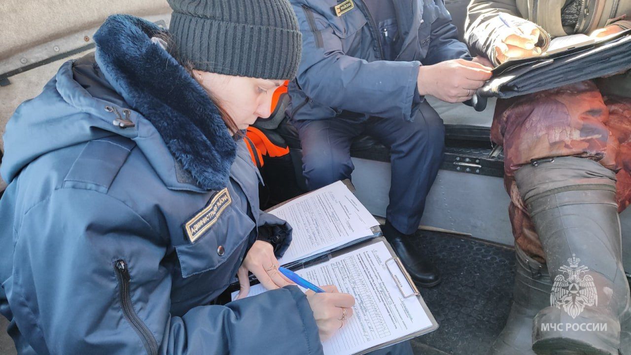 В Зеленодольске инспекторы ГИМС в ходе рейда составили 4 протокола за выход на лед