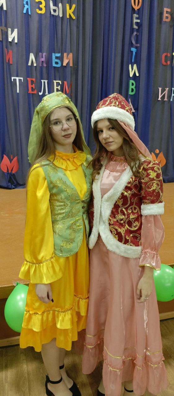 В школе № 15 прошел фестиваль «Родной язык береги и люби, будь патриотом своей страны!»
