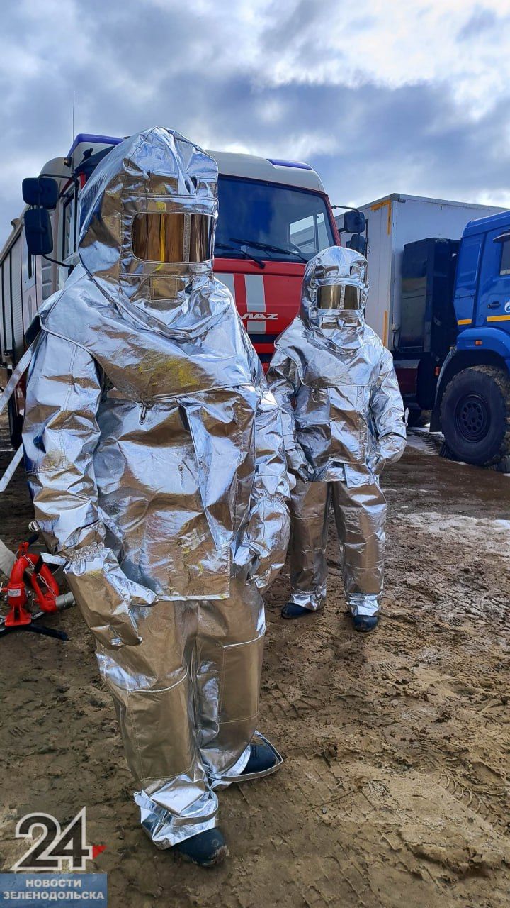 Зеленодольские пожарные учились ликвидировать аварию на газопроводе