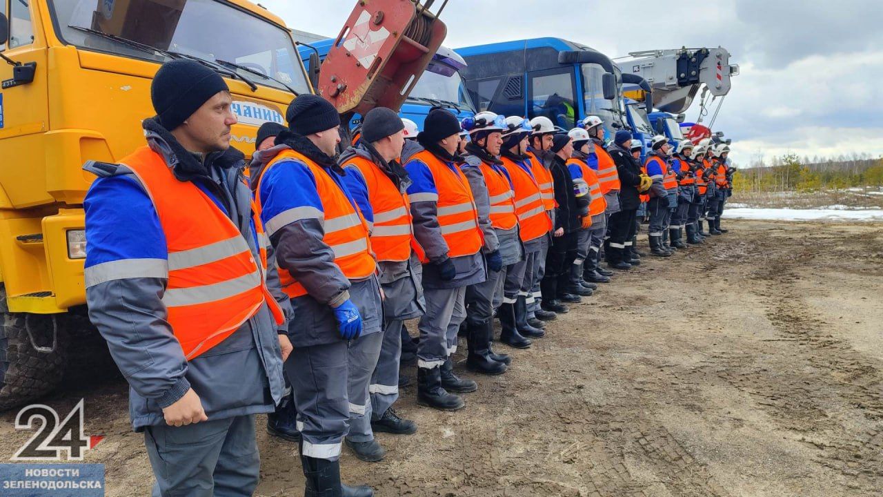 Зеленодольские пожарные учились ликвидировать аварию на газопроводе
