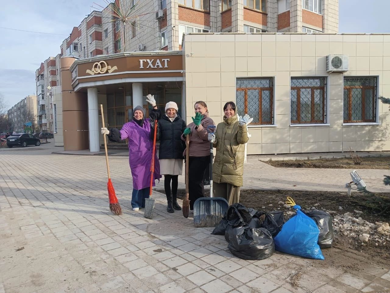 В Зеленодольске прошли первые весенние субботники