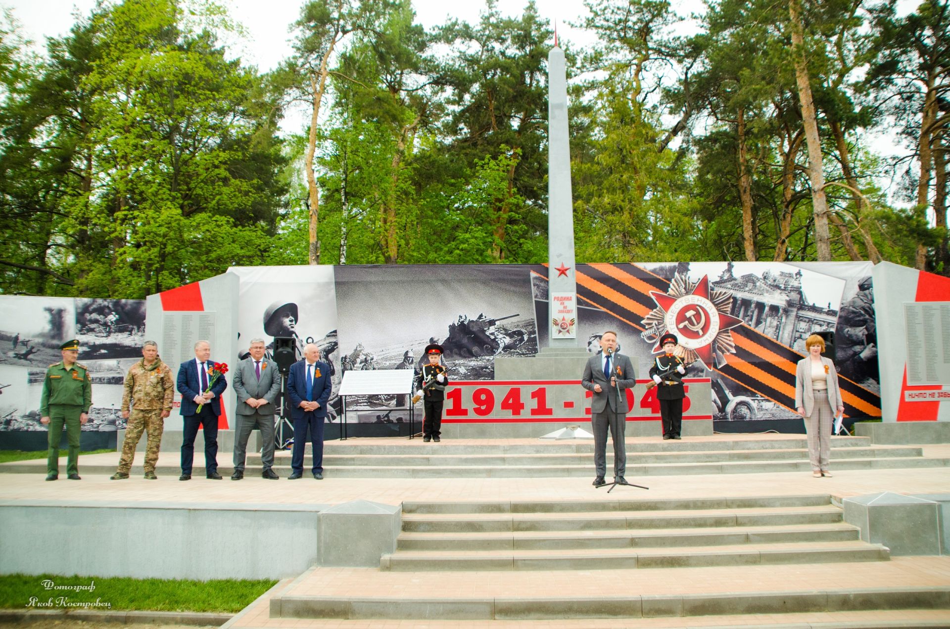 В преддверии 9 мая обновили обелиск Победы в посёлке Васильево