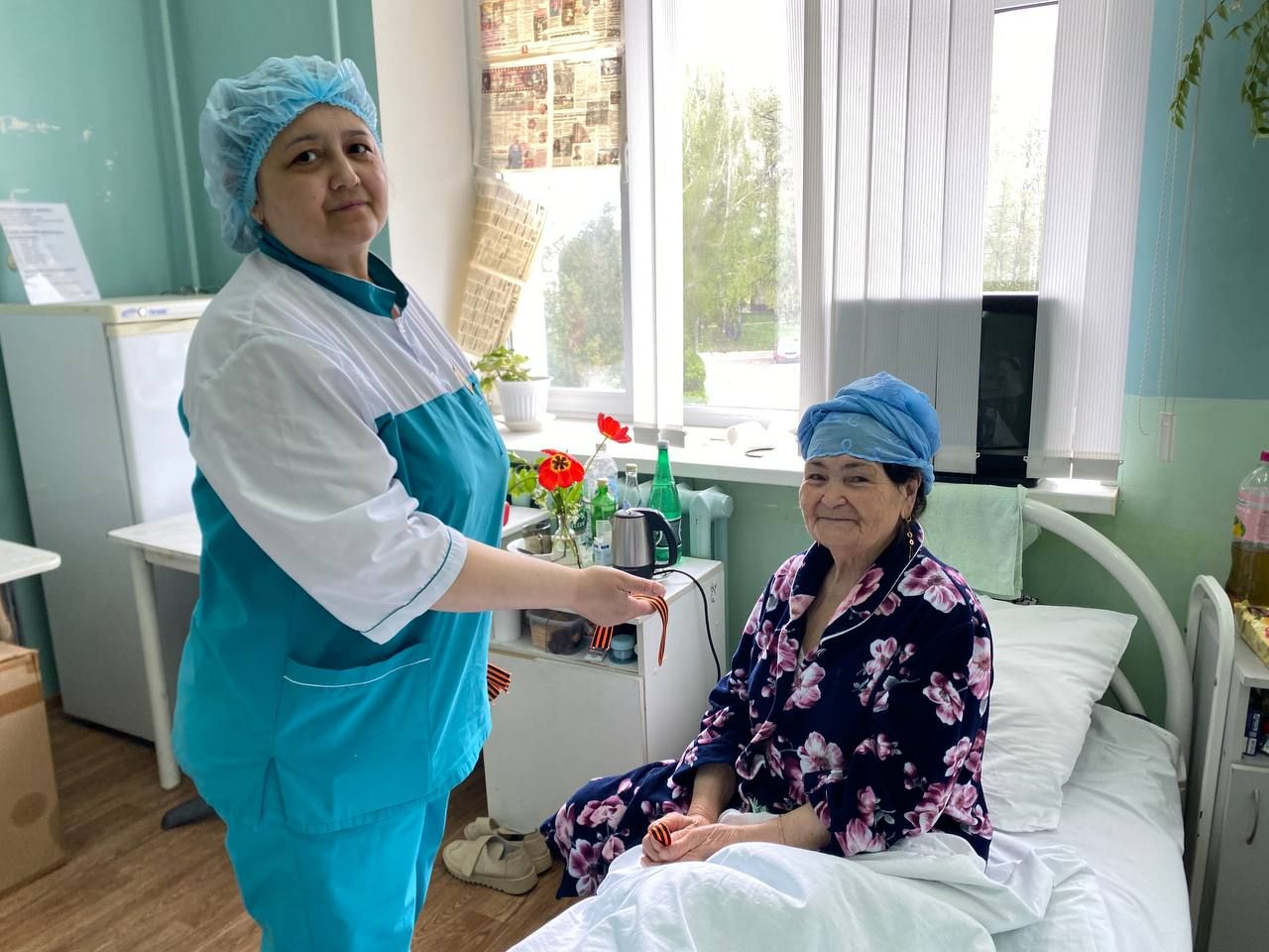 Акция «Георгиевская лента» прошла в терапевтическом корпусе Зеленодольской ЦРБ