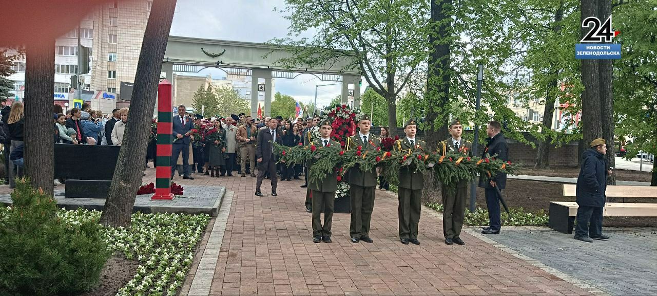 По улицам Зеленодольска проходит шествие к Парку Победы