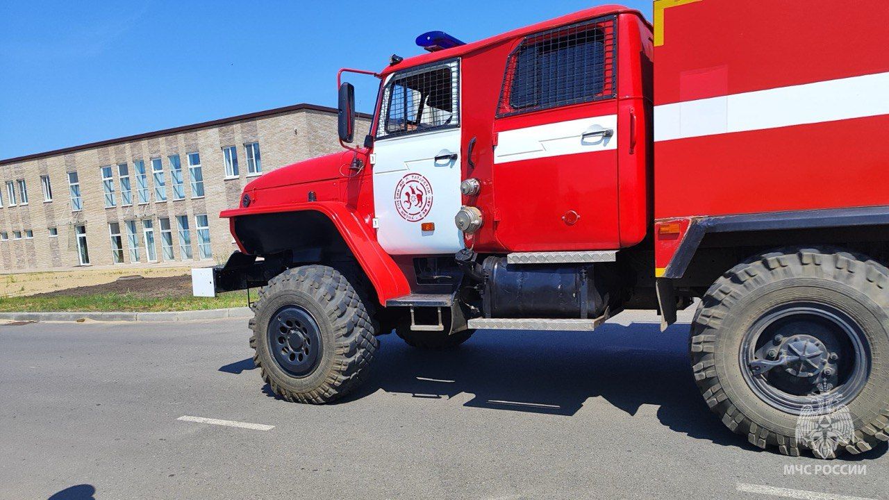 Зеленодольские огнеборцы впервые провели пожарно-тактические учения на территории Свияжского логистического центра
