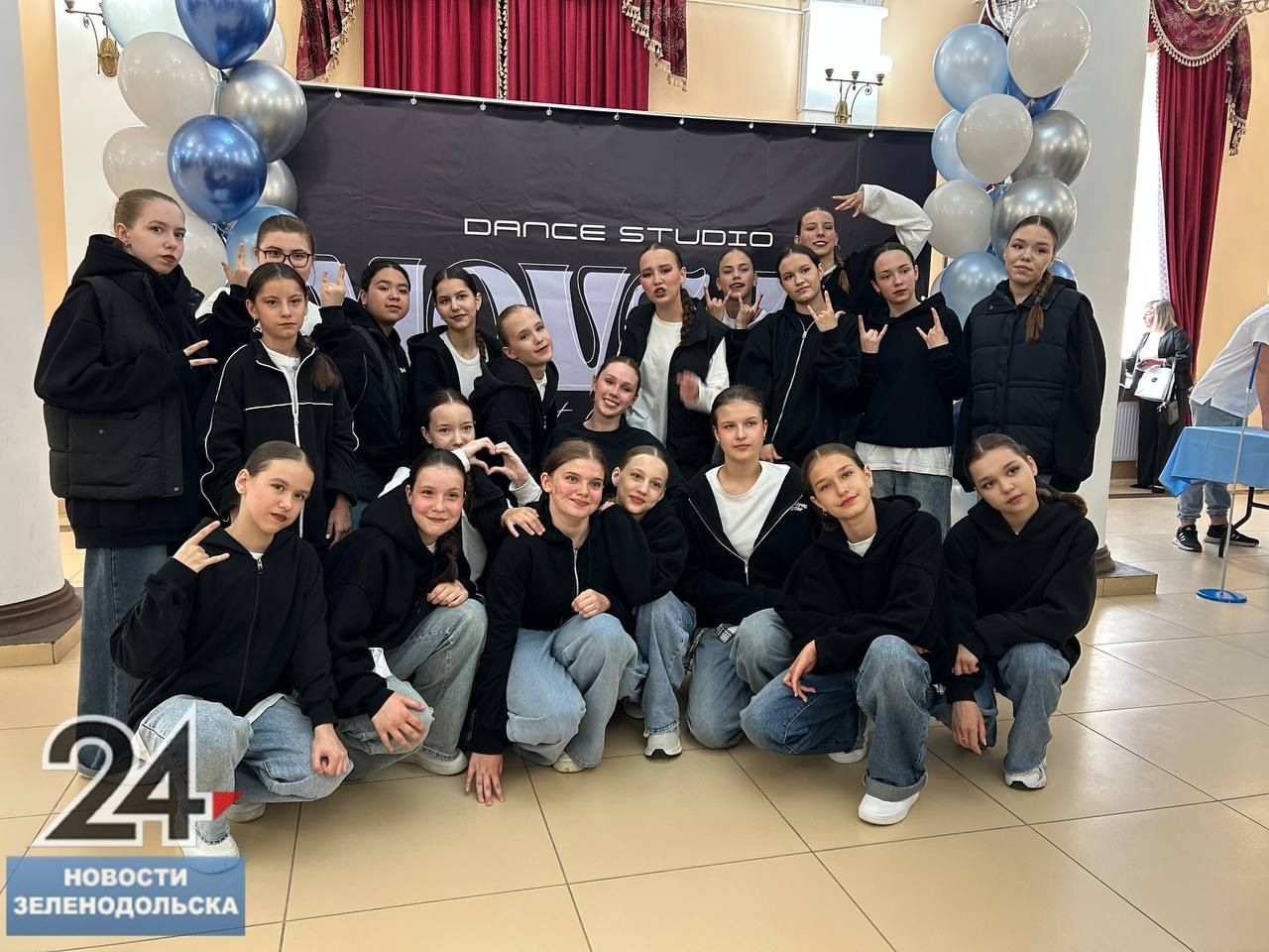 В музыкальном театре «Родина» Зеленодольска прошел юбилейный концерт «MOVE UP»