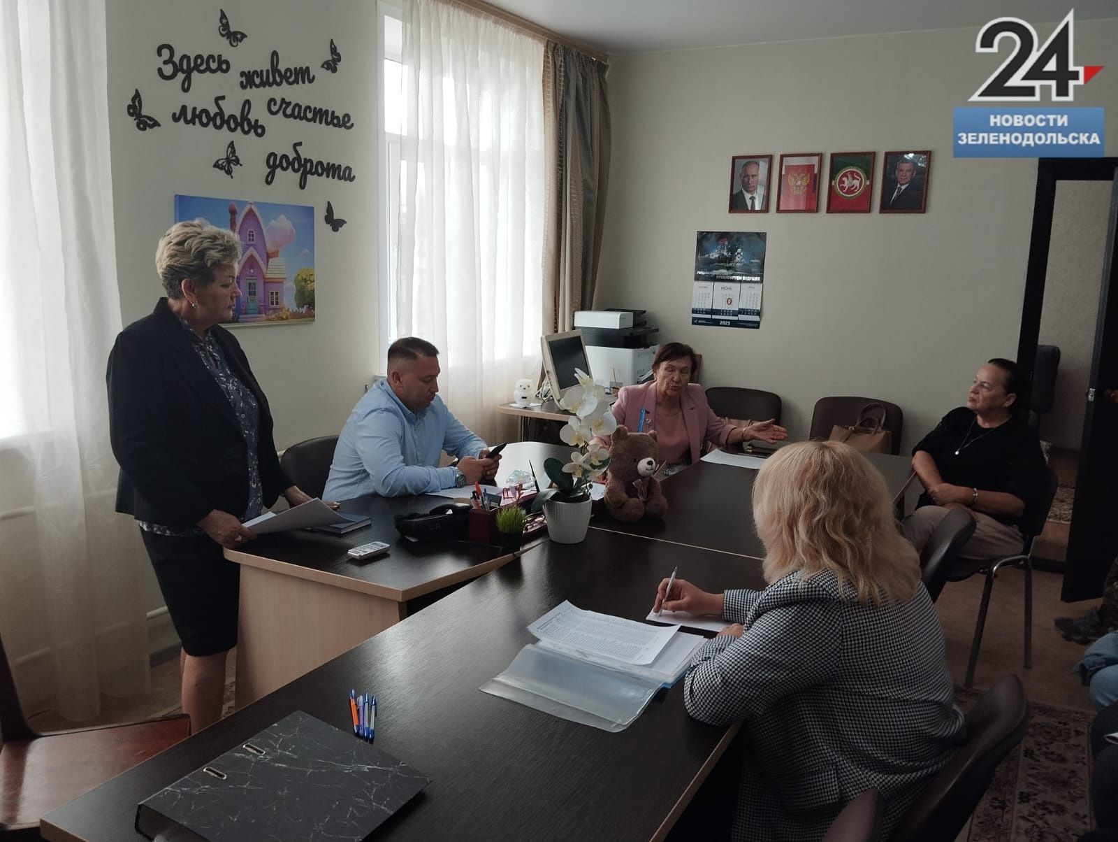 В Нурлатах прошел круглый стол с участием представителя Республиканской комиссии по делам несовершеннолетних