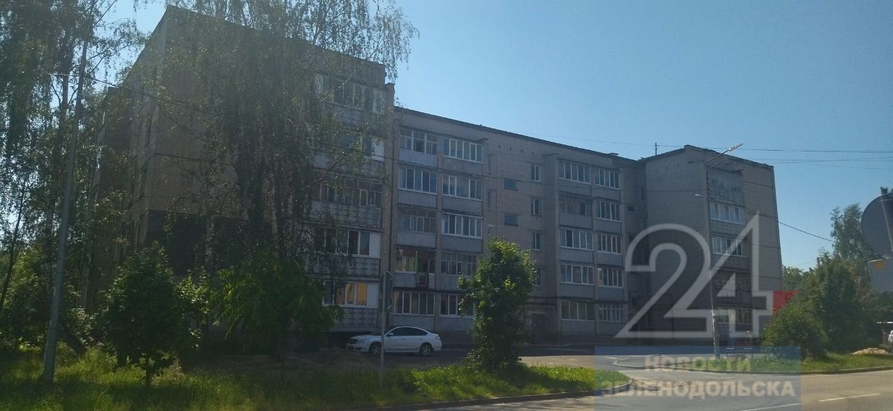 У дома № 59 по ул. Карла Маркса появился новенький асфальт и прекрасная парковка на 18 машин