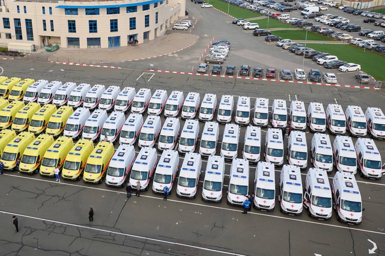 Автопарк Зеленодольской ЦРБ пополнили 4 автомобиля скорой помощи