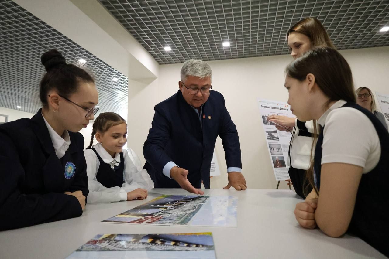 В селе Осиново открыли новое молодежное пространство «Теплица»