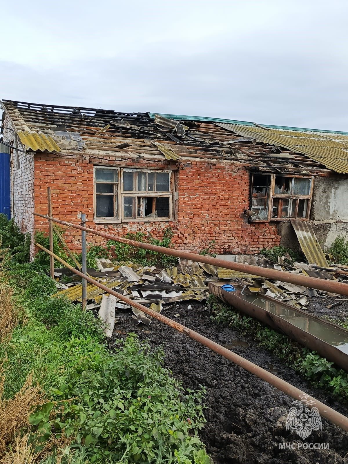 В  деревне Прибой Зеленодольского района произошел пожар в здании частной фермы