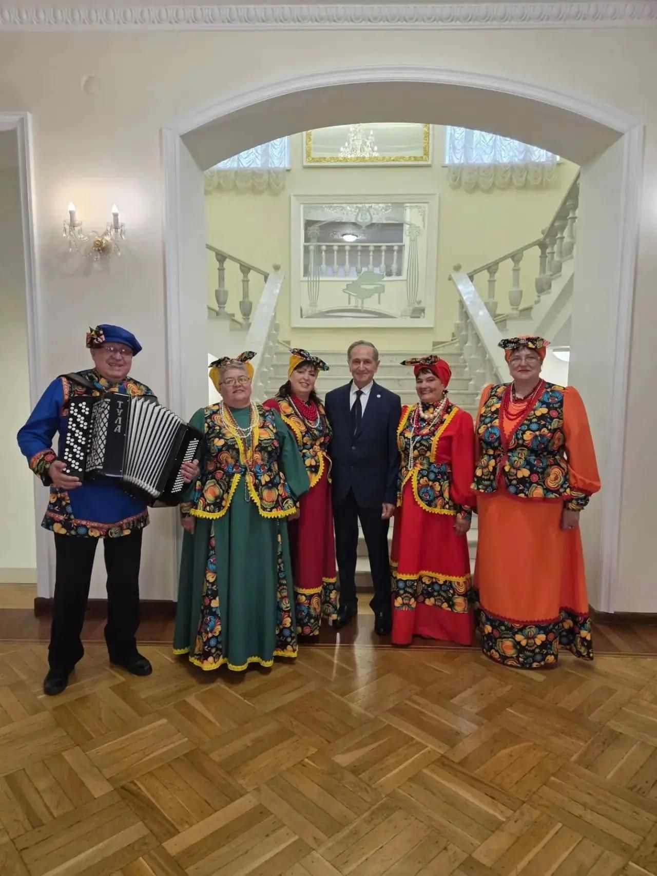 Ансамбль «Кумушки» выступил в Казанской филармонии