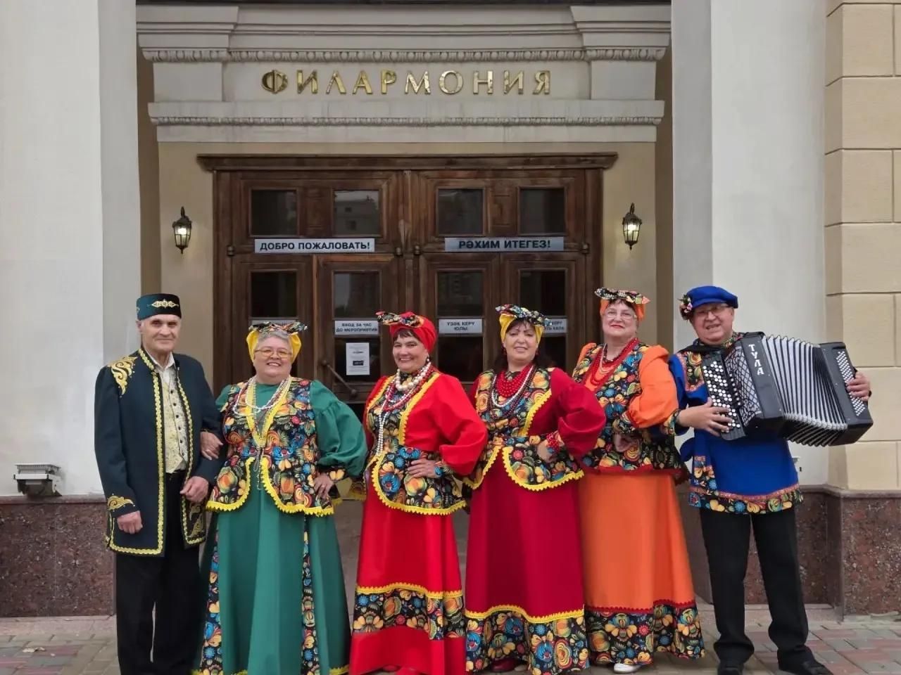 Ансамбль «Кумушки» выступил в Казанской филармонии