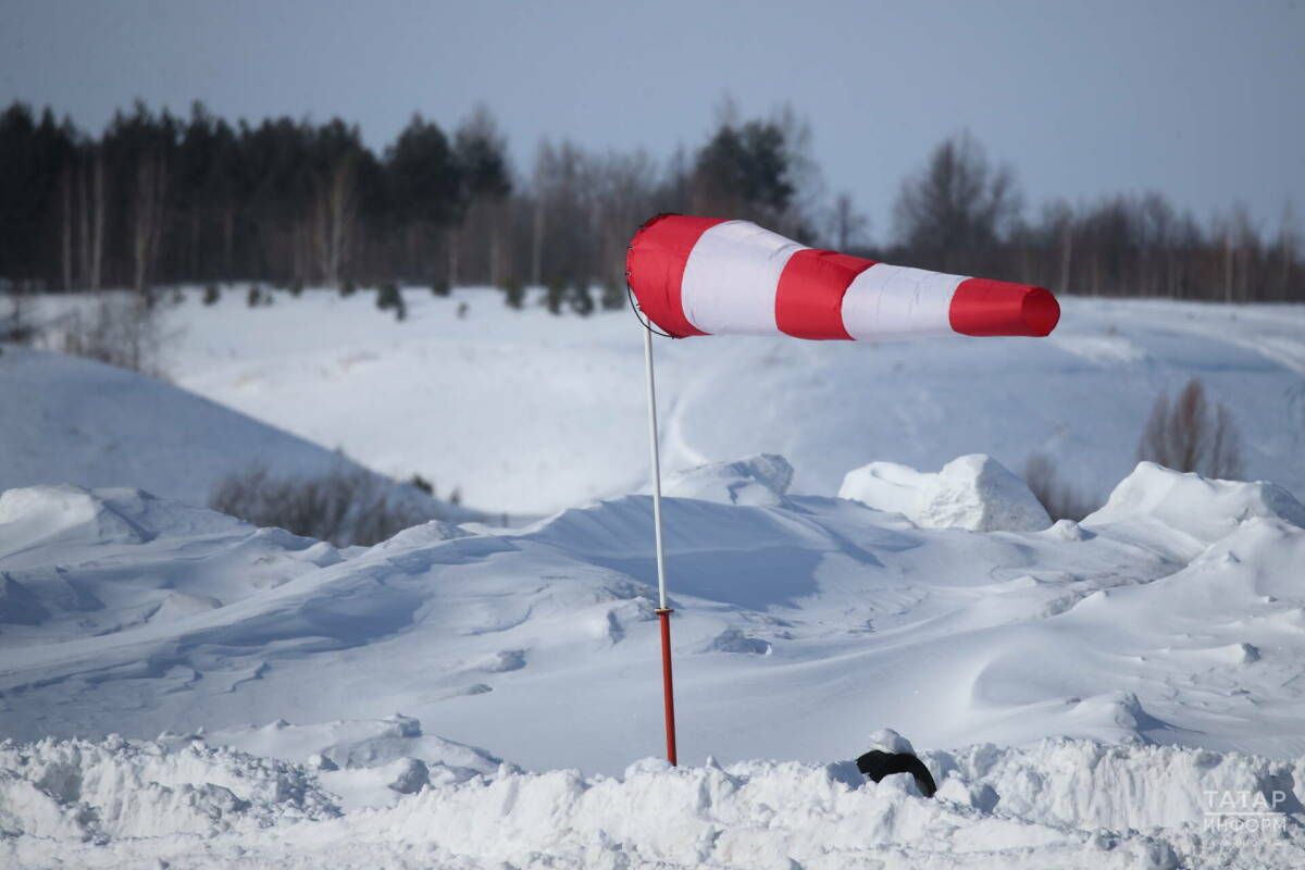 23 февраля жителей Татарстана ждут сильные порывы ветра