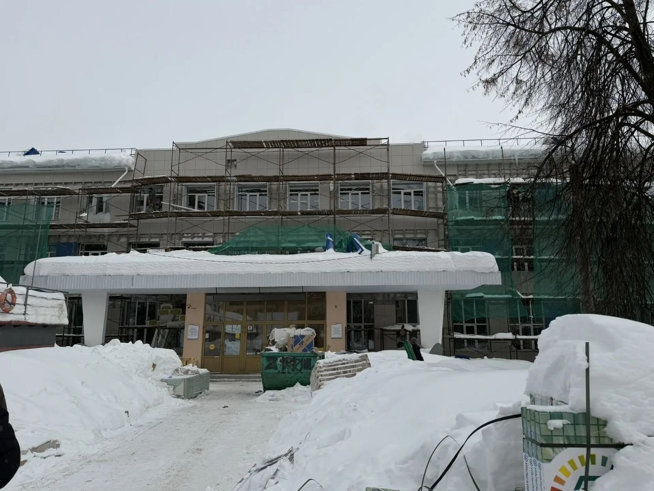 Глава Зеленодольского района Михаил Афанасьев проинспектировал ход ремонта судостроительного колледжа