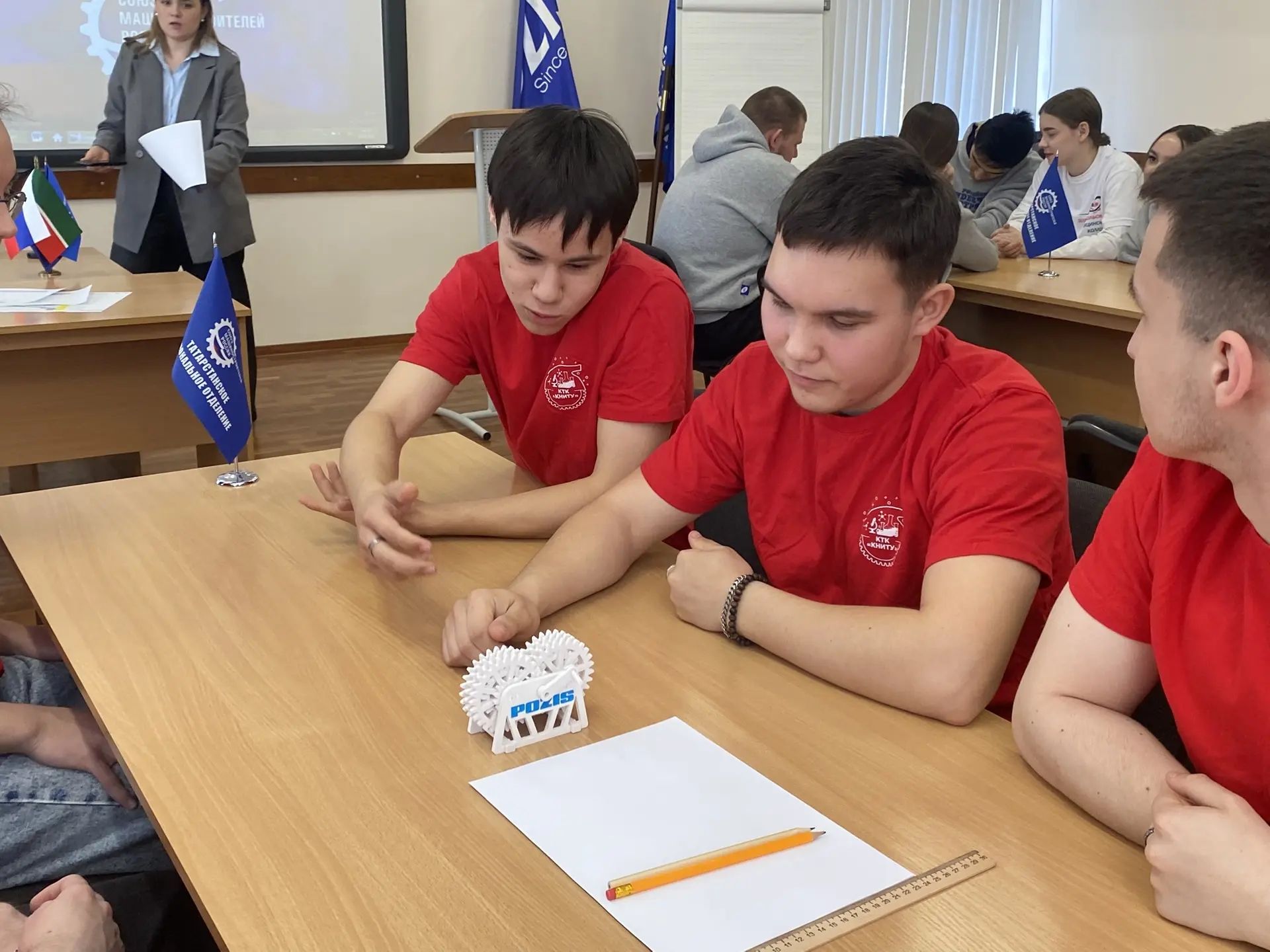 В компании ПОЗиС прошел профориентационный турнир для студентов